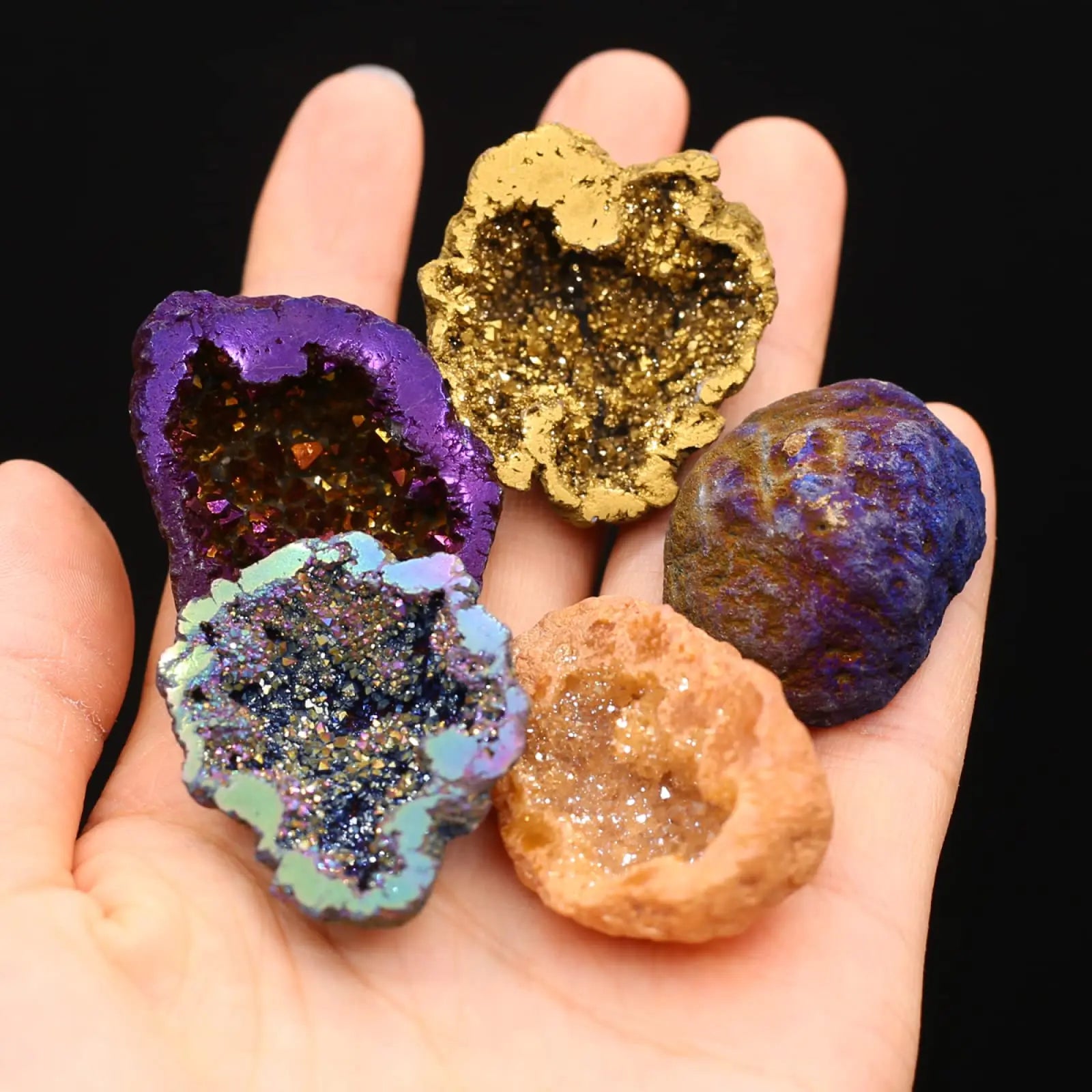 8PCS/Box Titanium Coated Natural Crystal Cluster Electroplated Agate
